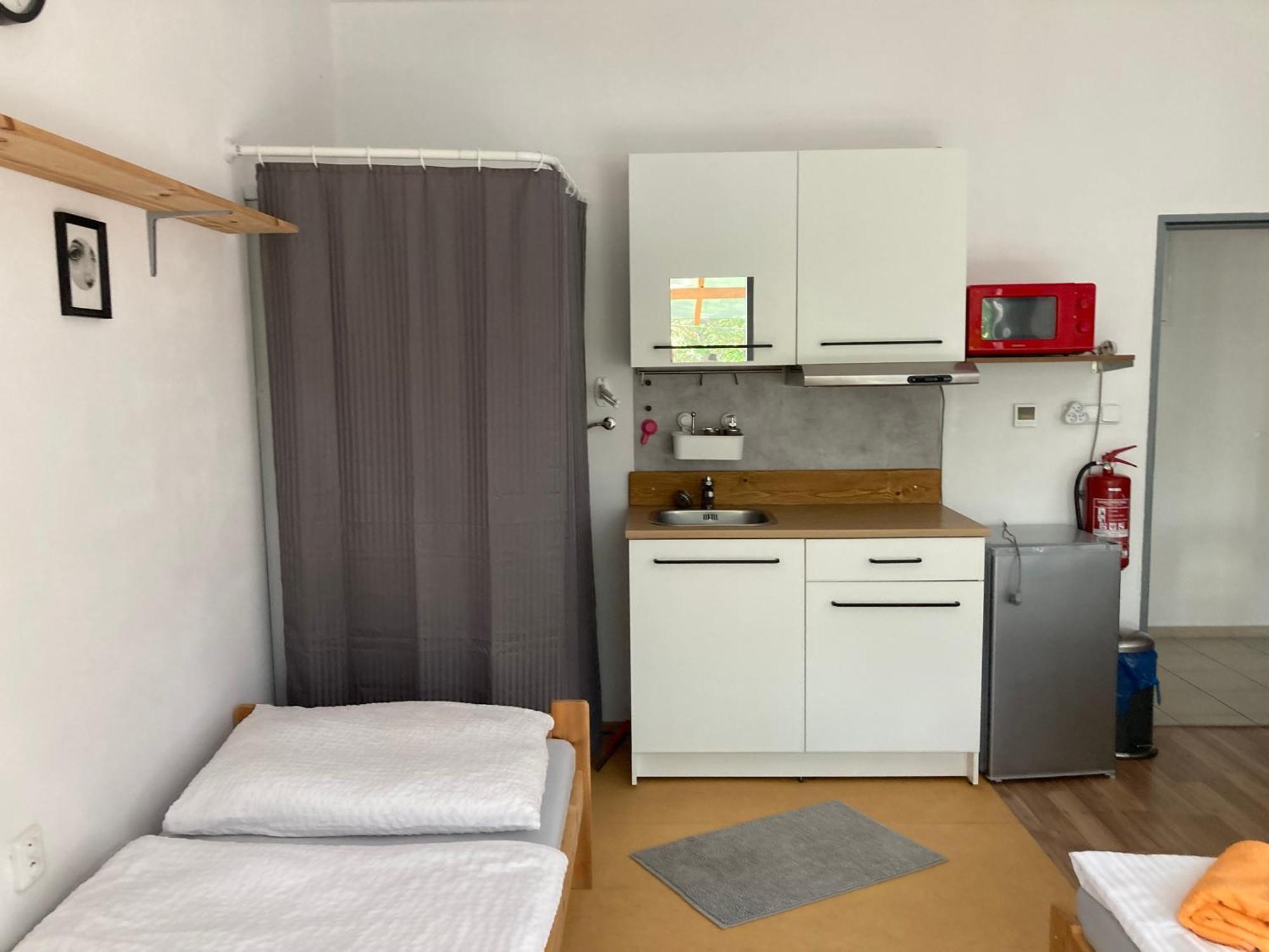 Klubovna u Kanálu KuK - apartman lux Racice  Quarto foto